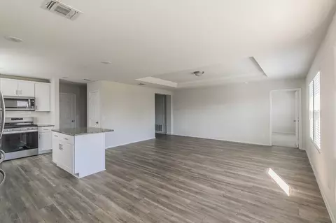 Living - 16032 Crews Ave, Haslet, TX 76052 photo 3 of 4