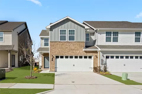 241 Berthe Ct, Cedar Hill, TX 75104