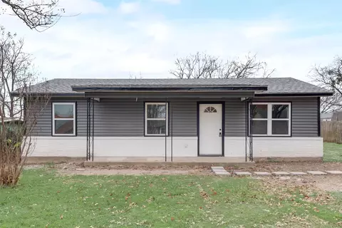 437 Canal St, Quinlan, TX 75474