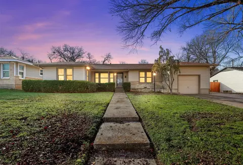 6513 Malvey Ave, Fort Worth, TX 76116