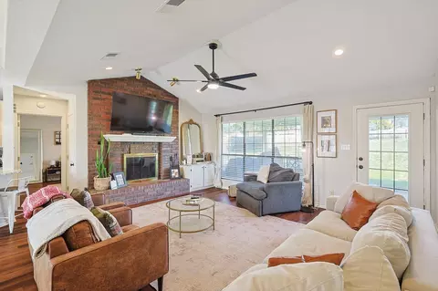 503 E Prince St, Decatur, TX 76234