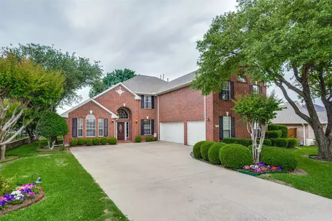 9805 Saint Annes Dr, Plano, TX 75025