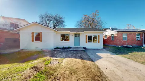 2608 Langston St, Fort Worth, TX 76105