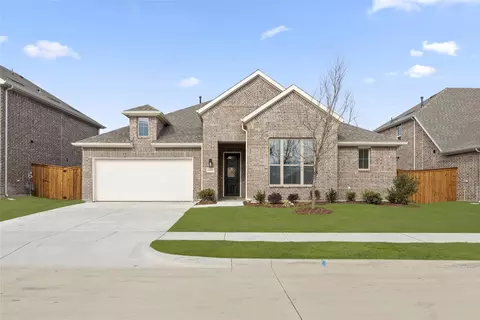 1611 Glacier Dr, Forney, TX 75126
