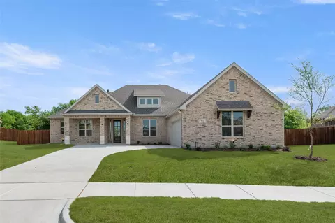 951 Richard Pittmon Dr, Desoto, TX 75115