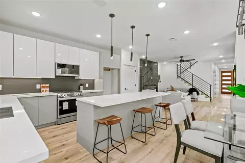 3208 Atlanta St, Dallas, TX 75215
