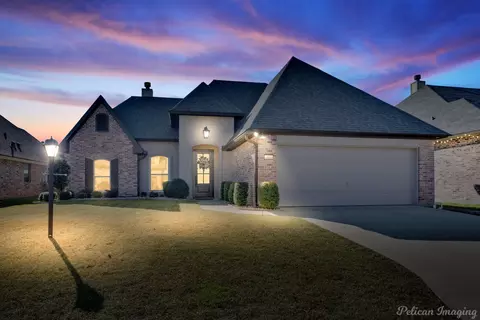 307 Acadiana Creek Dr, Shreveport, LA 71106