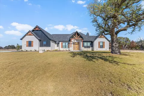 1019 Twin Creeks Dr, Weatherford, TX 76088