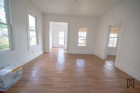 Living - 206 Ash St, Minden, LA 71055 photo 1 of 3