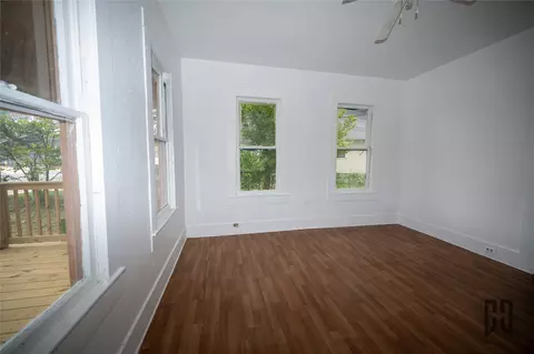 Living - 206 Ash St, Minden, LA 71055 photo 2 of 3