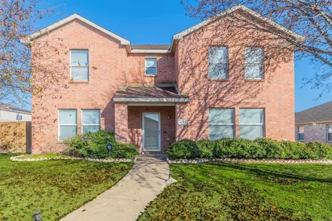 621 Trillium Ln, Desoto, TX 75115
