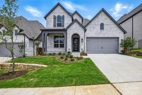1908 Bluebonnet Ct, Aubrey, TX 76227