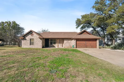 1422 Blackhawk Cir, Granbury, TX 76048
