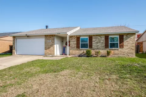 3616 Sugarberry Dr, Mesquite, TX 75150