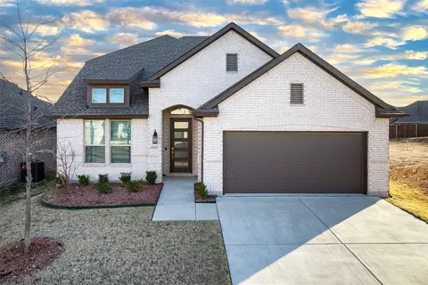 1225 Stagecoach Trl, Justin, TX 76247