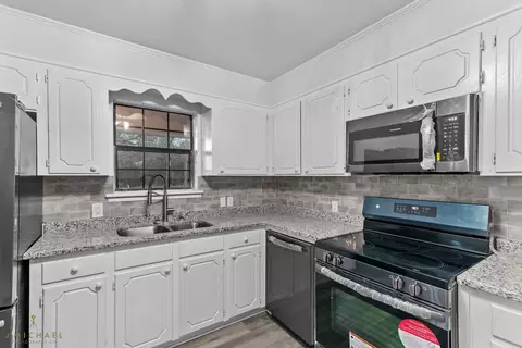 1968 Walnut St, Springhill, LA 71075 photo 10