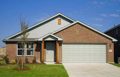 520 Aberdeen Dr, Ferris, TX 75125