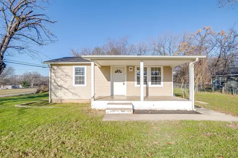101 Lynn Dr, Azle, TX 76020