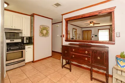 700 Cindy Ln, Haughton, LA 71037 photo 6