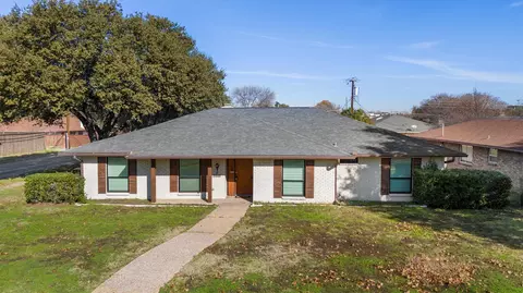 3205 Flowerdale Ln, Dallas, TX 75229