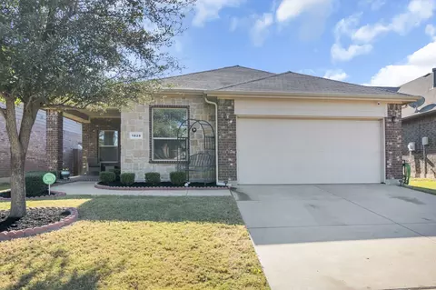 1828 Capulin Rd, Fort Worth, TX 76131
