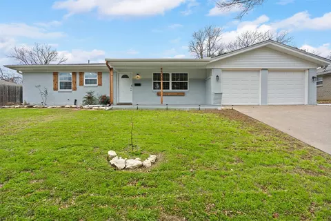5209 Winifred Dr, Fort Worth, TX 76133