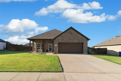 107 Wildflower Dr, Whitesboro, TX 76273