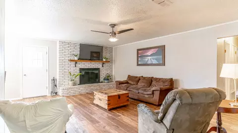 405 E 8th St, Tolar, TX 76476 photo 10