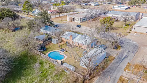 405 E 8th St, Tolar, TX 76476 photo 36