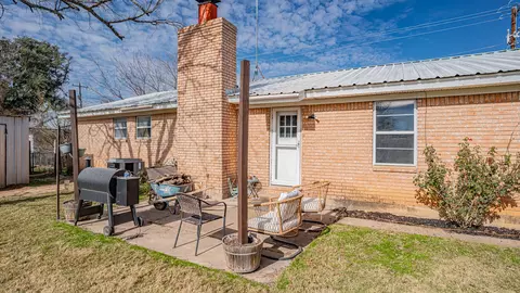405 E 8th St, Tolar, TX 76476 photo 28