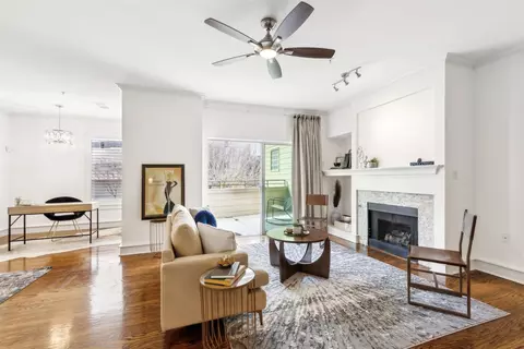 3320 Camp Bowie Blvd #2205, Fort Worth, TX 76107