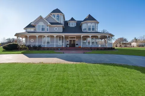 5200 Hopper Rd, Burleson, TX 76028