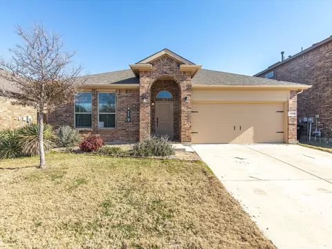 9036 Twin Mills Blvd, Fort Worth, TX 76179