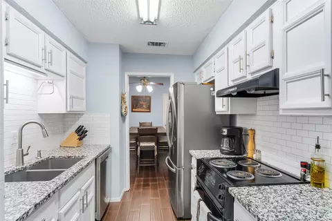 4312 Leatherwood Ln, Garland, TX 75042