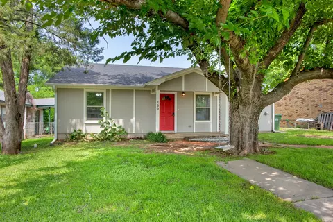 409 North Ave, Whitesboro, TX 76273