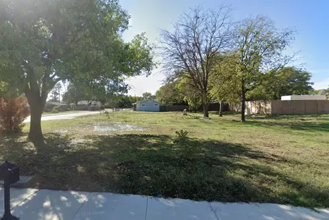 308 Rusk St, Roanoke, TX 76262
