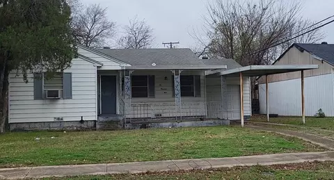 2009 Rosewood St, Grand Prairie, TX 75050