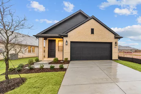 3606 Cloverleaf Ln, Sherman, TX 75092