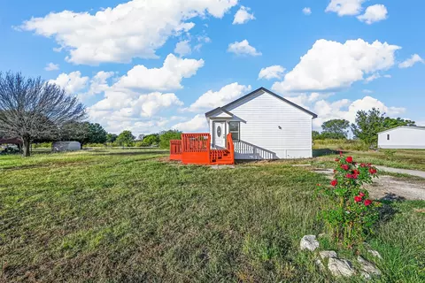 3105 Westview Dr, Venus, TX 76084