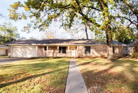 107 Charles St, Sulphur Springs, TX 75482