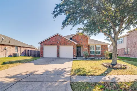 305 Chinaberry Trl, Forney, TX 75126