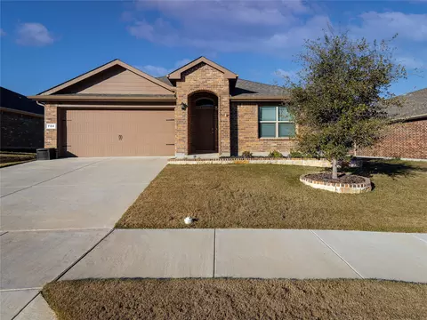 724 High Summit Trl, Fort Worth, TX 76131