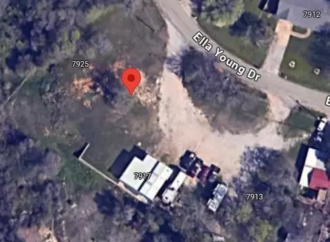 7921 Ella Young Dr, Lakeside, TX 76135