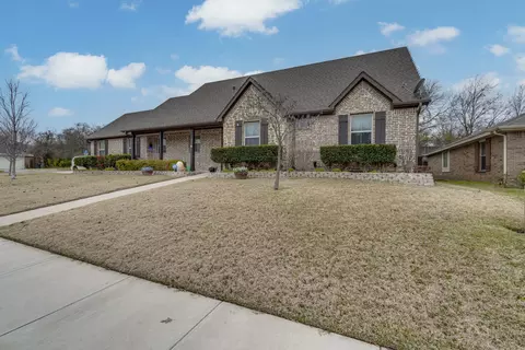 705 Green Acres Ln, Midlothian, TX 76065