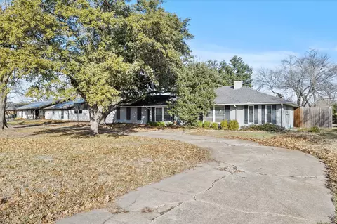 135 Moonlight Dr, Murphy, TX 75094 photo 2