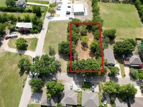 716 Caddell St, Aubrey, TX 76227