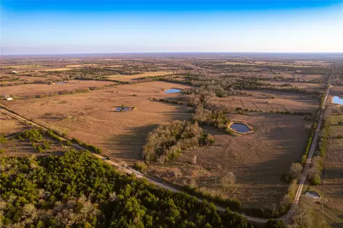 25300 County Rd, Roxton, TX 75477