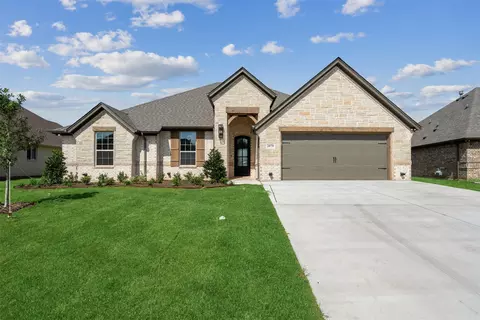 2079 Spieth St, Granbury, TX 76048