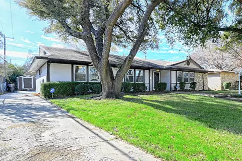 5151 Winifred Dr, Fort Worth, TX 76133