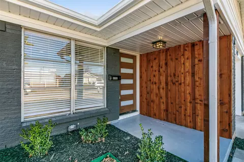 4306 Colgate Ln, Garland, TX 75042